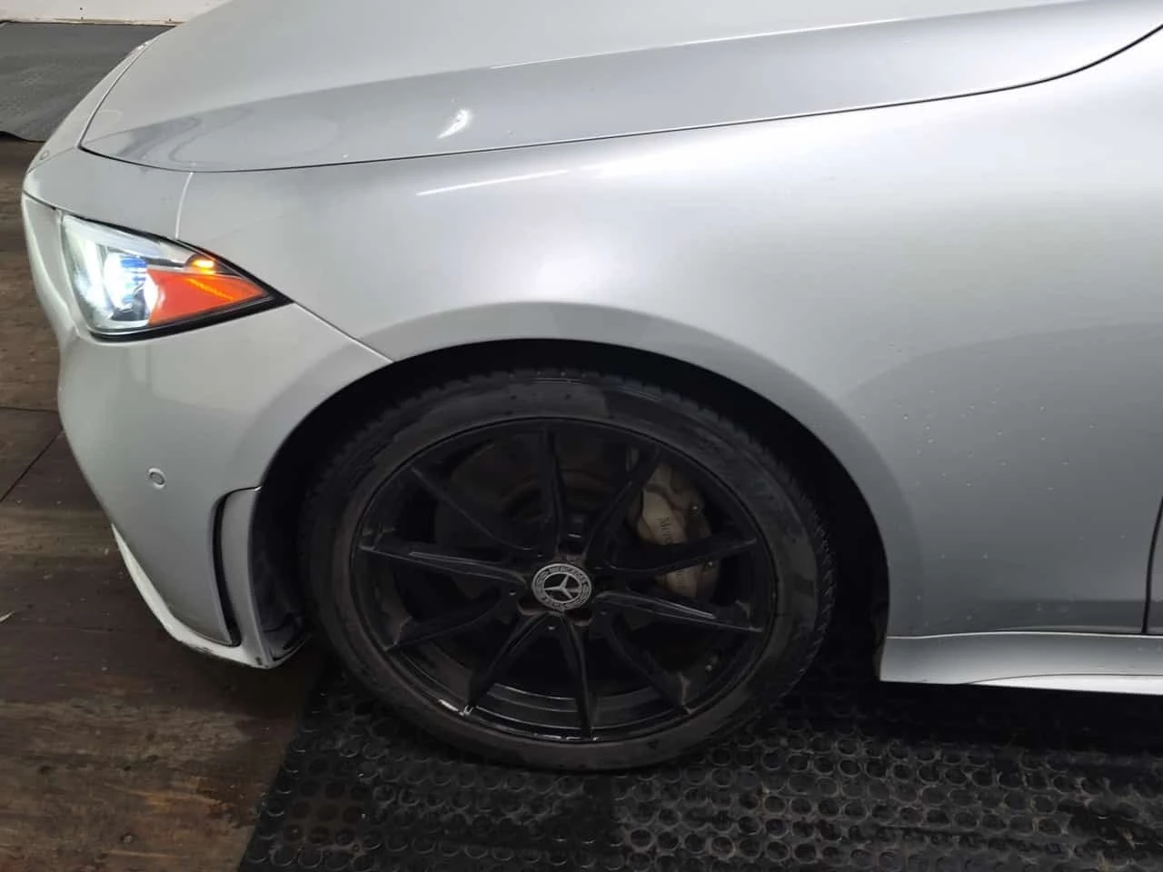 Mercedes-Benz CLS 450 4MATIC * AMG * CARFAX *  | Mobile.bg � ����������� 4