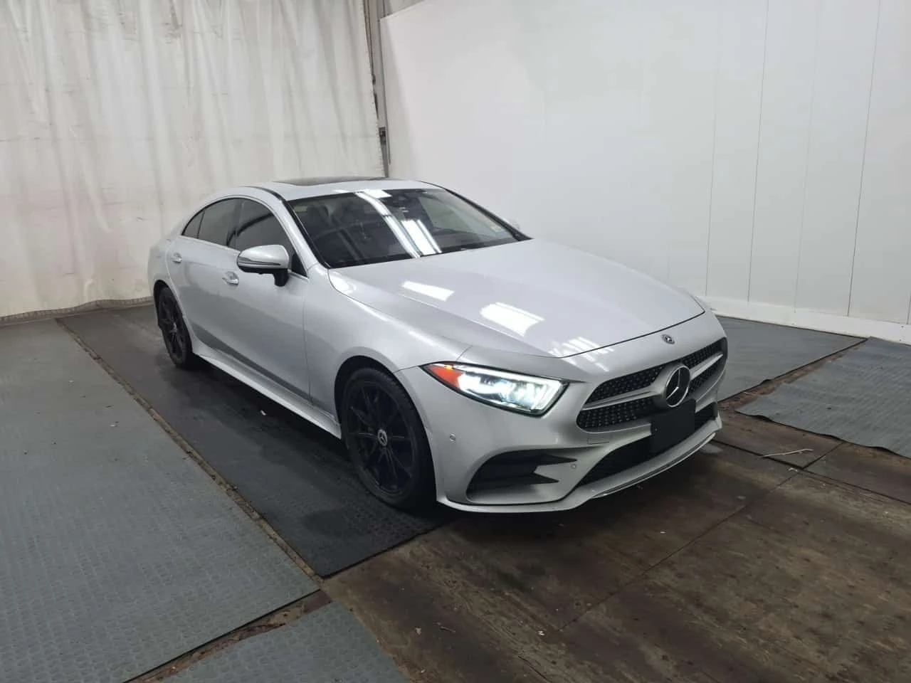 Mercedes-Benz CLS 450 4MATIC * AMG * CARFAX *  | Mobile.bg � ����������� 5