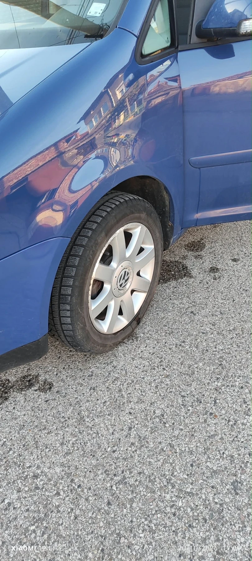 VW Touran 1.9 TDI, снимка 4 - Автомобили и джипове - 56596611