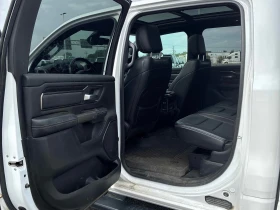 Dodge RAM 1500 * Sport 4x4 Crew Cab 5'7" Box * CARFAX * Ц, снимка 14
