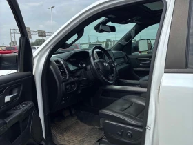 Dodge RAM 1500 * Sport 4x4 Crew Cab 5'7" Box * CARFAX * Ц, снимка 10