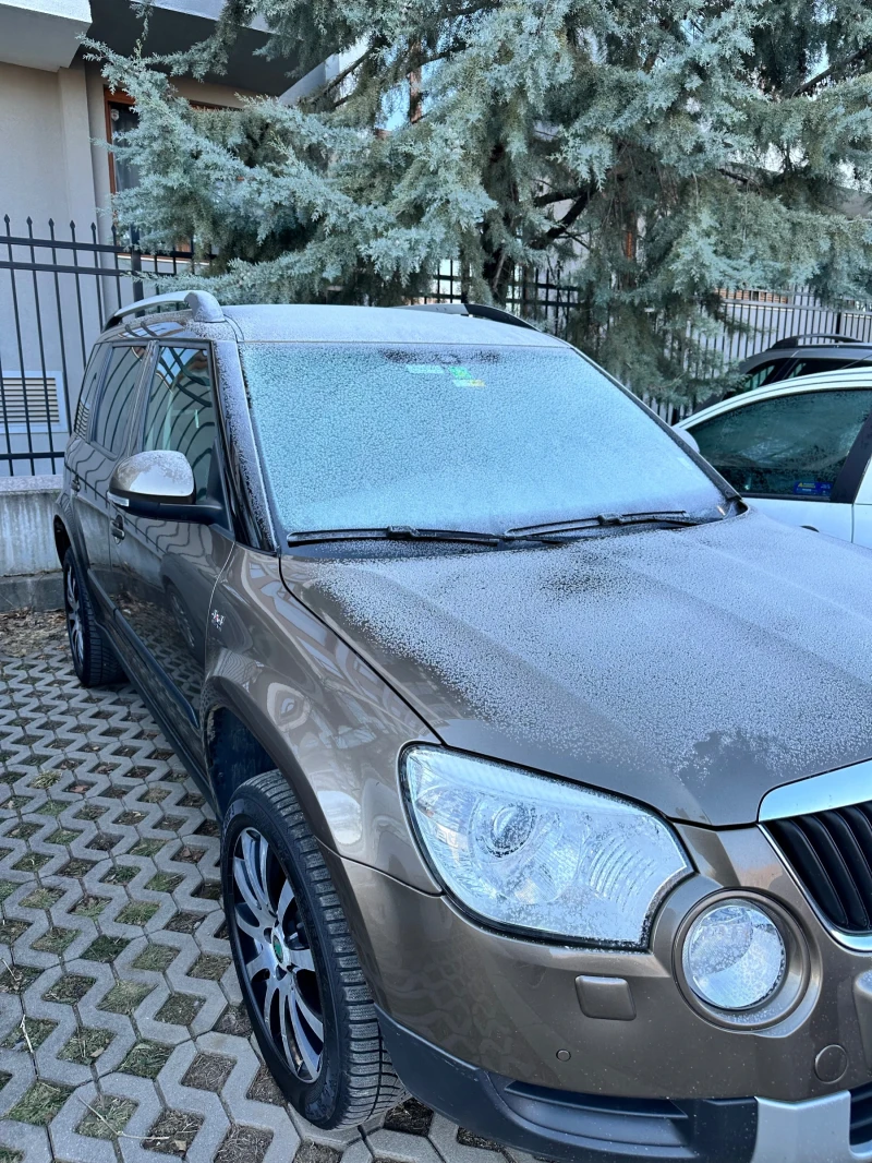 Skoda Yeti, снимка 8 - Автомобили и джипове - 48089856