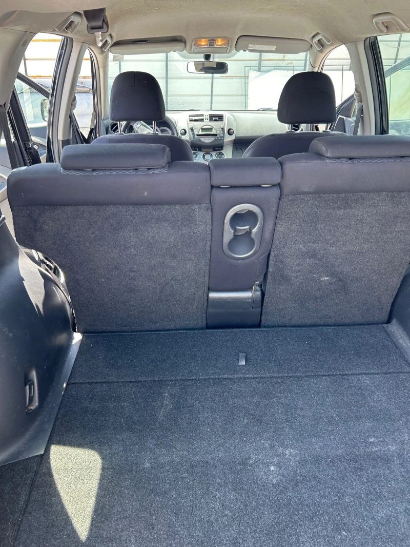 Toyota Rav4, снимка 10 - Автомобили и джипове - 52512952