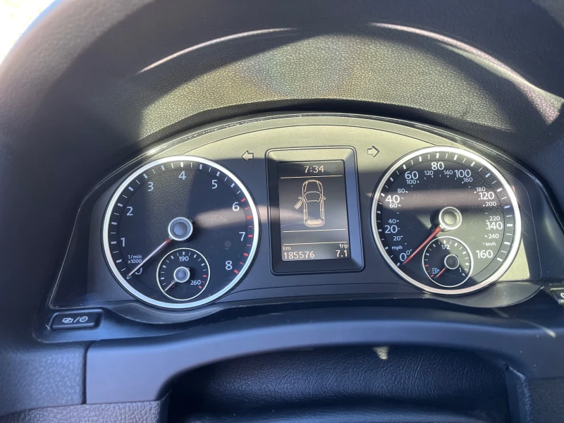 VW Tiguan 2.0TFSI, снимка 6 - Автомобили и джипове - 53120412