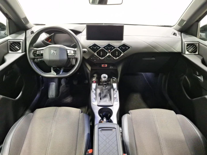 DS DS 3 Crossback BASTILLE/101HP/CAM/NAVI/LED/821g, снимка 10 - Автомобили и джипове - 53592222