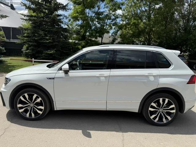 VW Tiguan R-Line, снимка 6 - Автомобили и джипове - 56039059