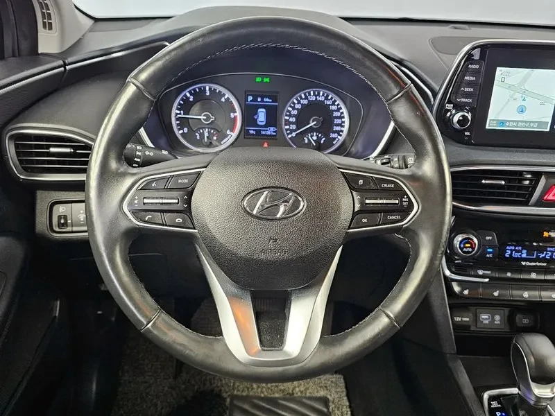 Hyundai Santa fe 2.0 2WD PREMIUM, снимка 13 - Автомобили и джипове - 56161581