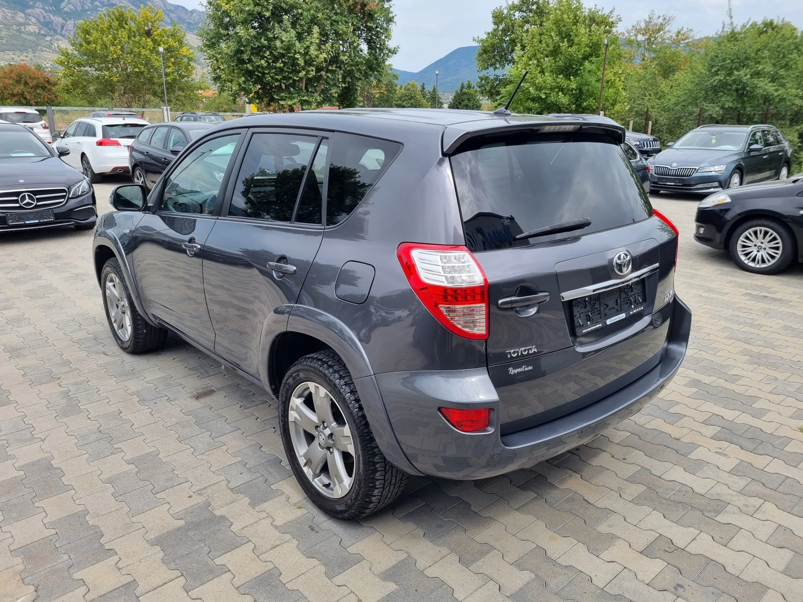 Toyota Rav4 2.2D-АВТОМАТИК* 160.000км * CROSSOVER - изображение 4