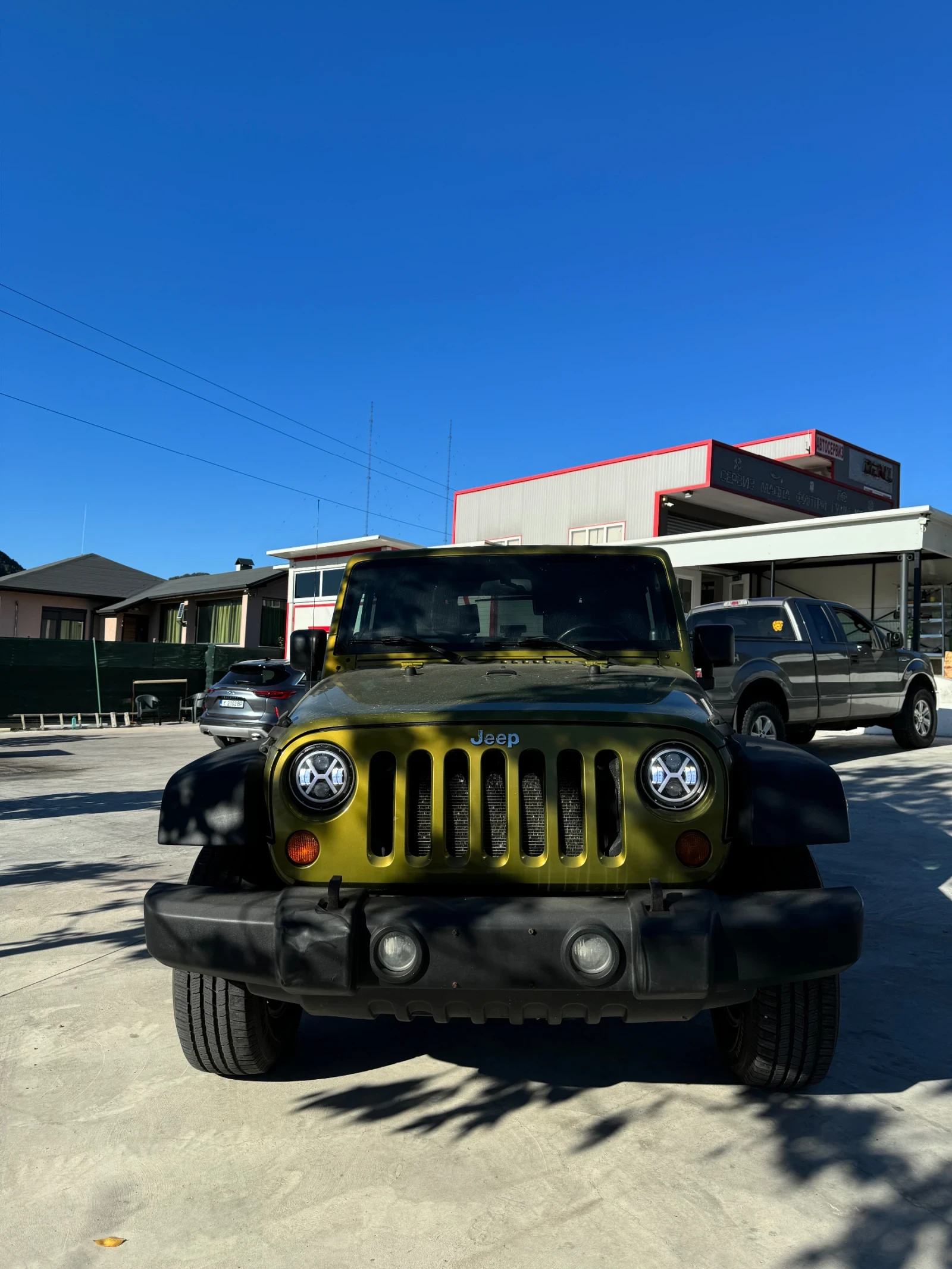 Jeep Wrangler 3.8  - изображение 2