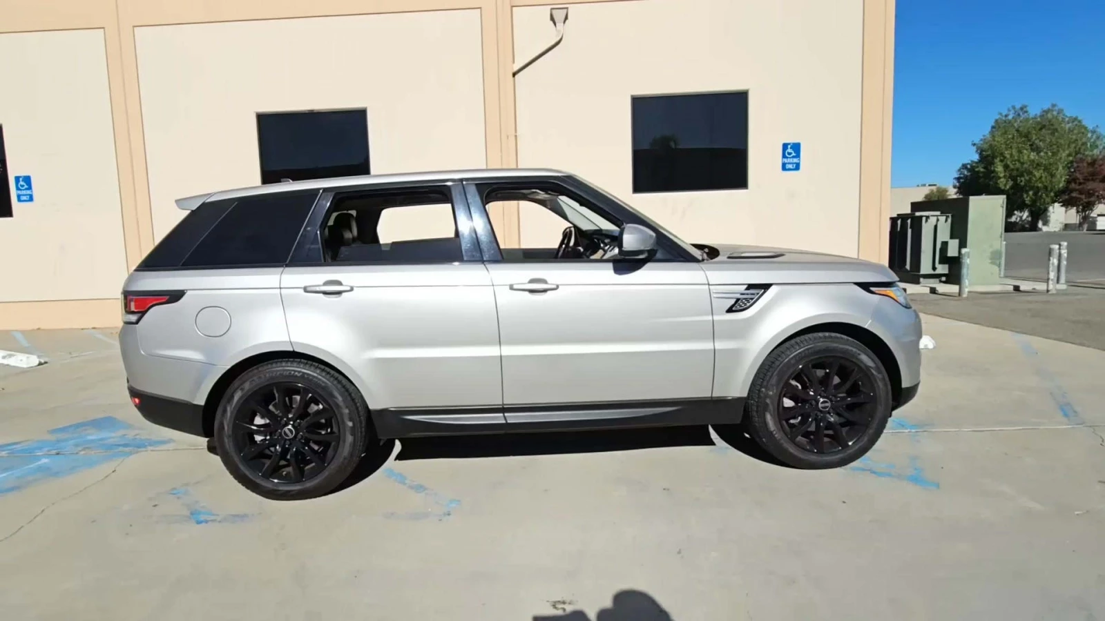 Land Rover Range Rover Sport HSE* DIESEL - изображение 4