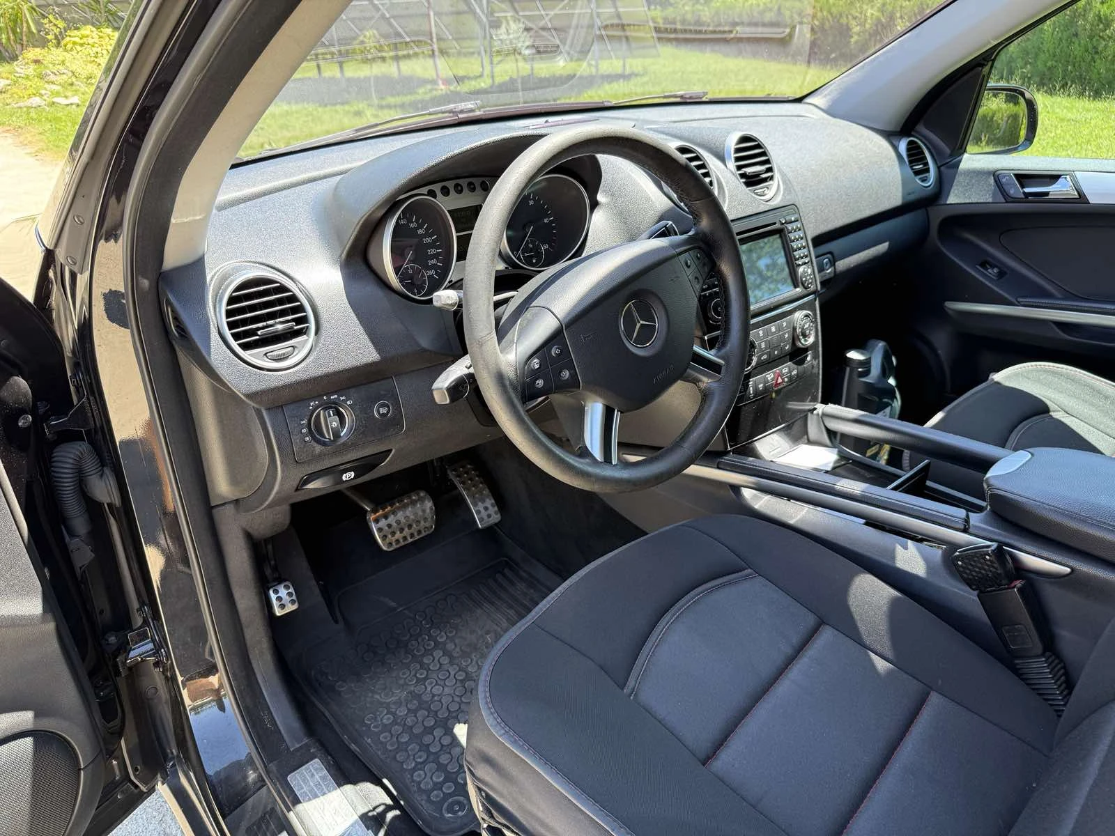 Mercedes-Benz ML 320  - изображение 9