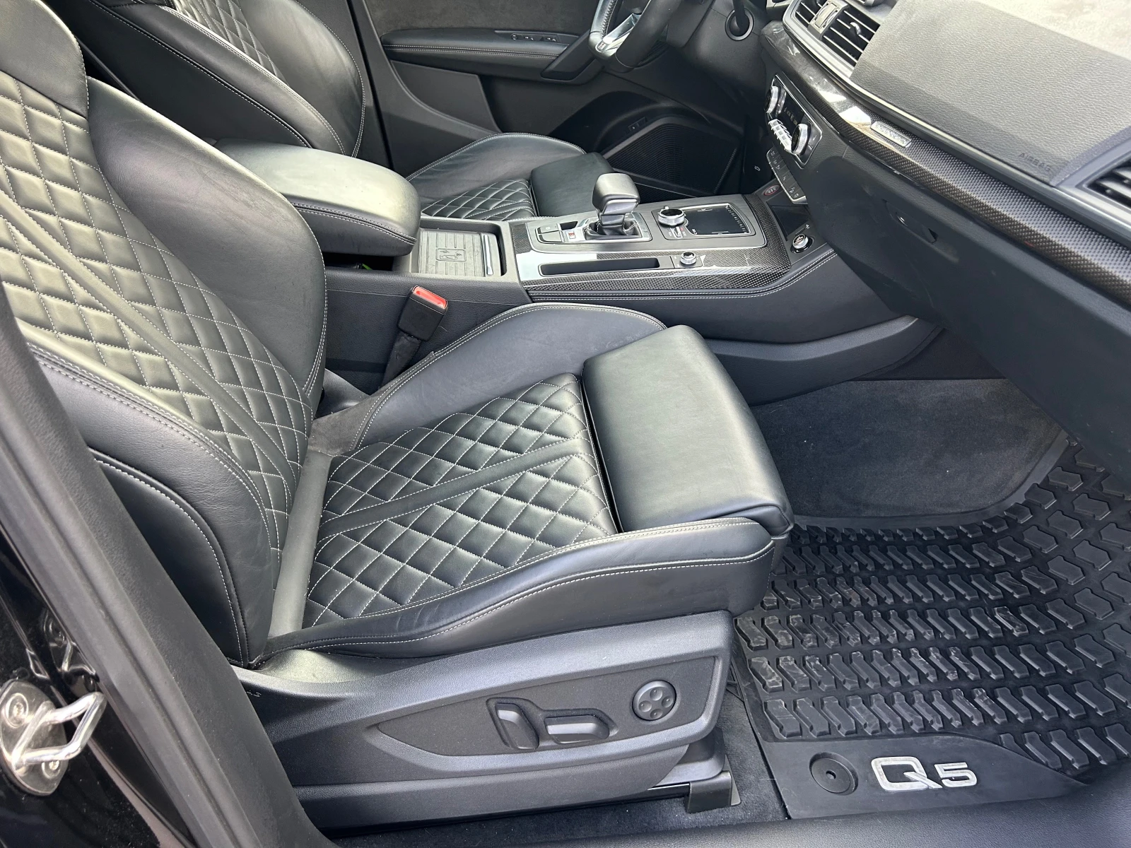 Audi SQ5 3.0TFSI S-line  - изображение 8