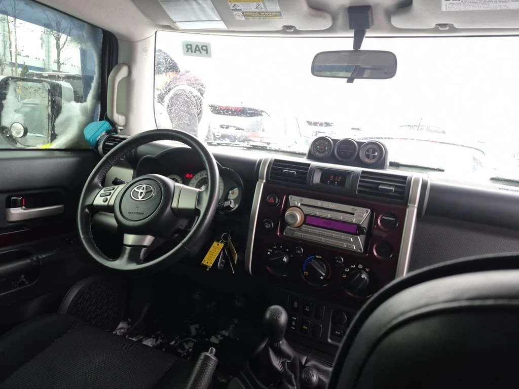 Toyota Fj cruiser * S * CARFAX * ��� ������������ ������ | Mobile.bg � ����������� 10