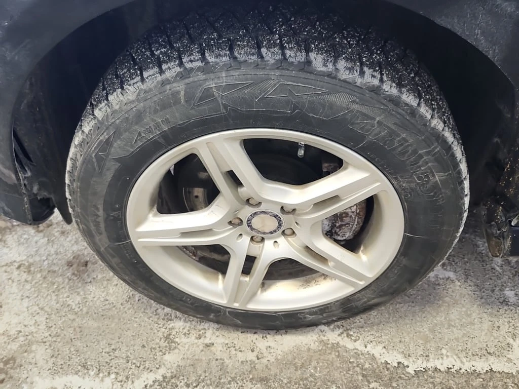 Mercedes-Benz ML 350 / BLUETEC / PAMETI / PANO / CARFAX - изображение 6