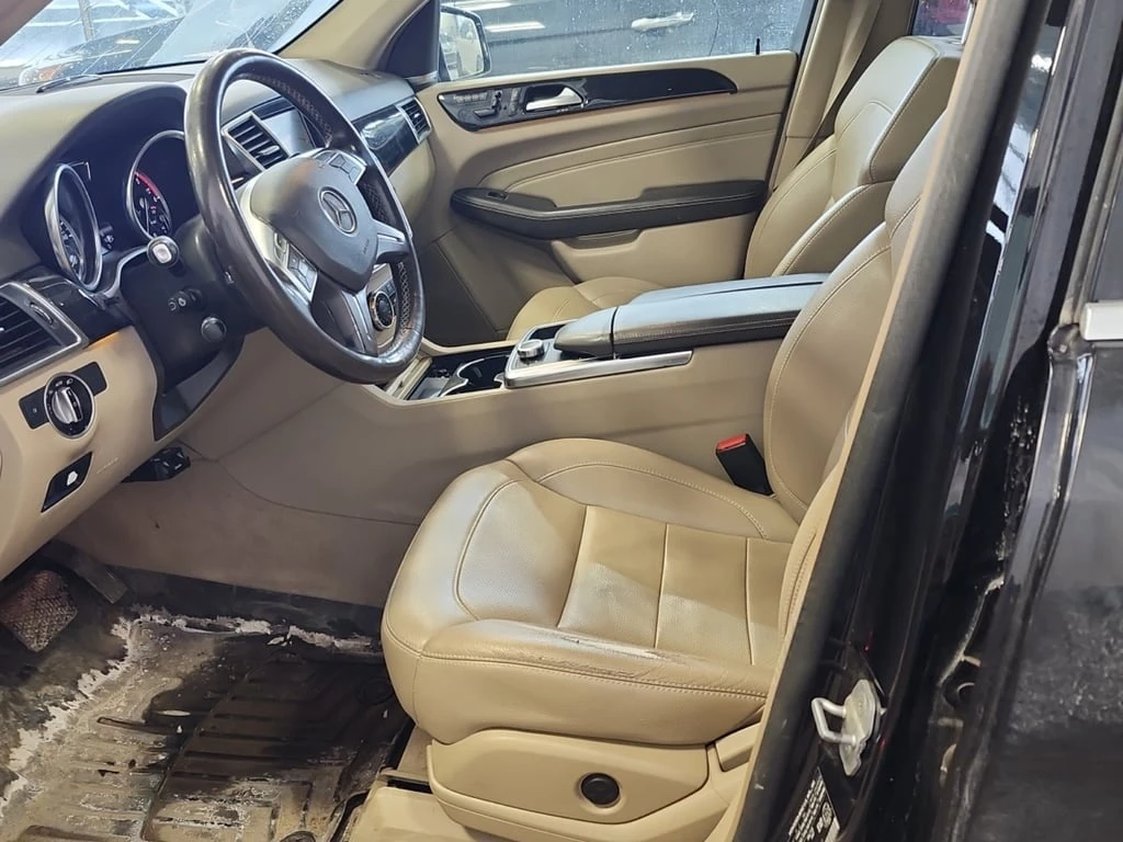 Mercedes-Benz ML 350 / BLUETEC / PAMETI / PANO / CARFAX - изображение 7