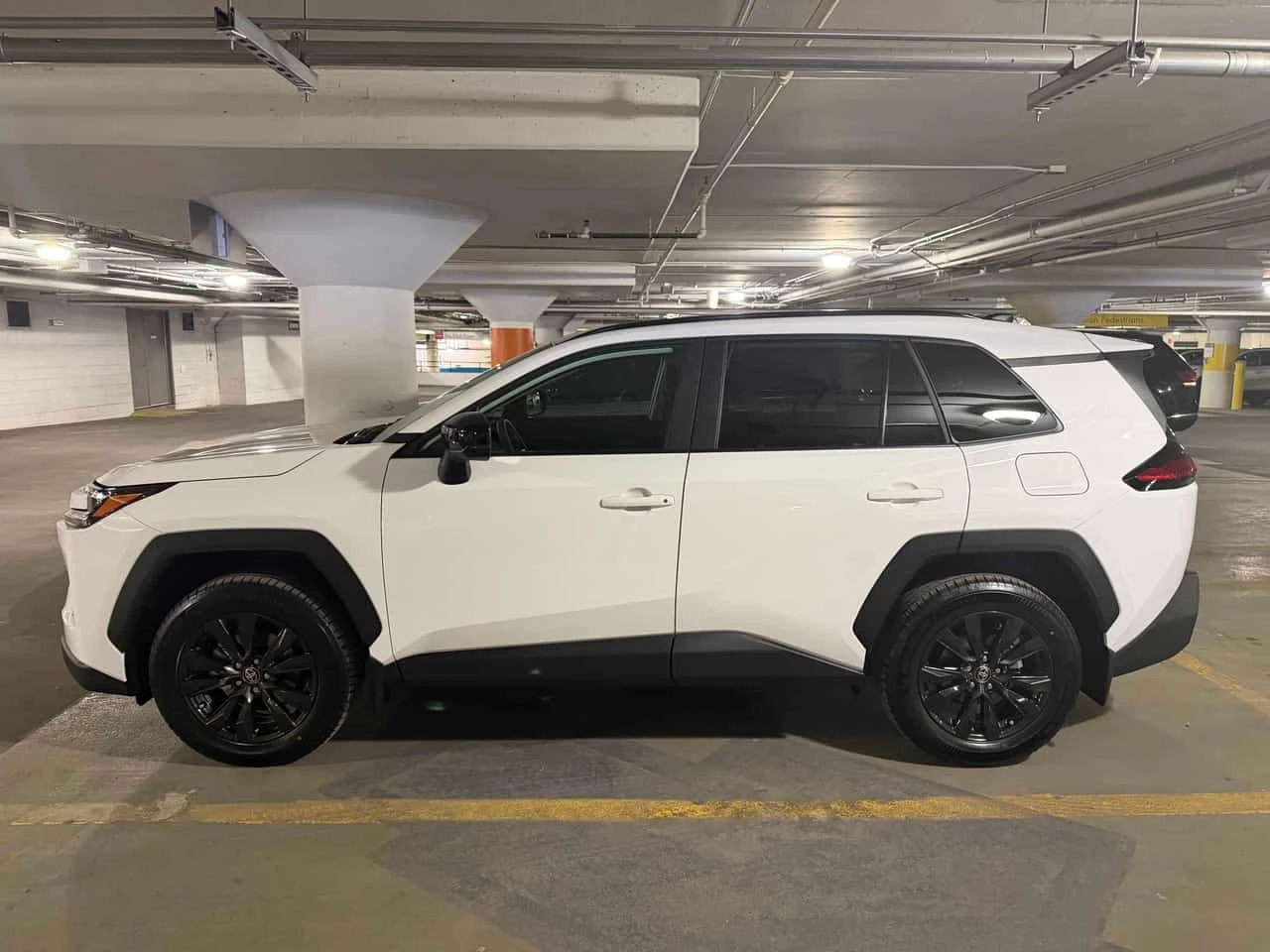 Toyota Rav4 * AWD * CARFAX * 2 КЛЮЧА * KEYLESS * ПОДГРЕВИ, снимка 2 - Автомобили и джипове - 54517812