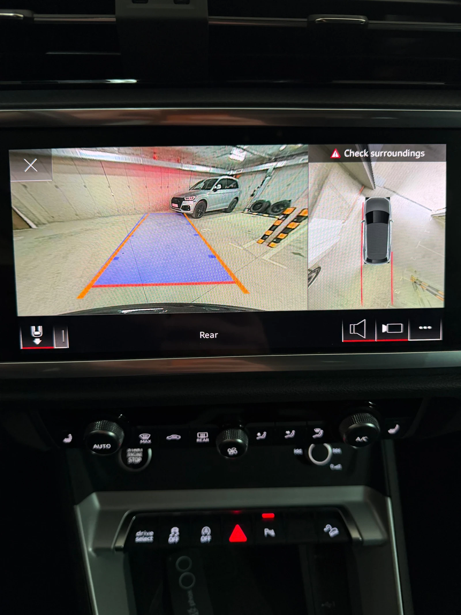 Audi Q3, снимка 11 - Автомобили и джипове - 54528223