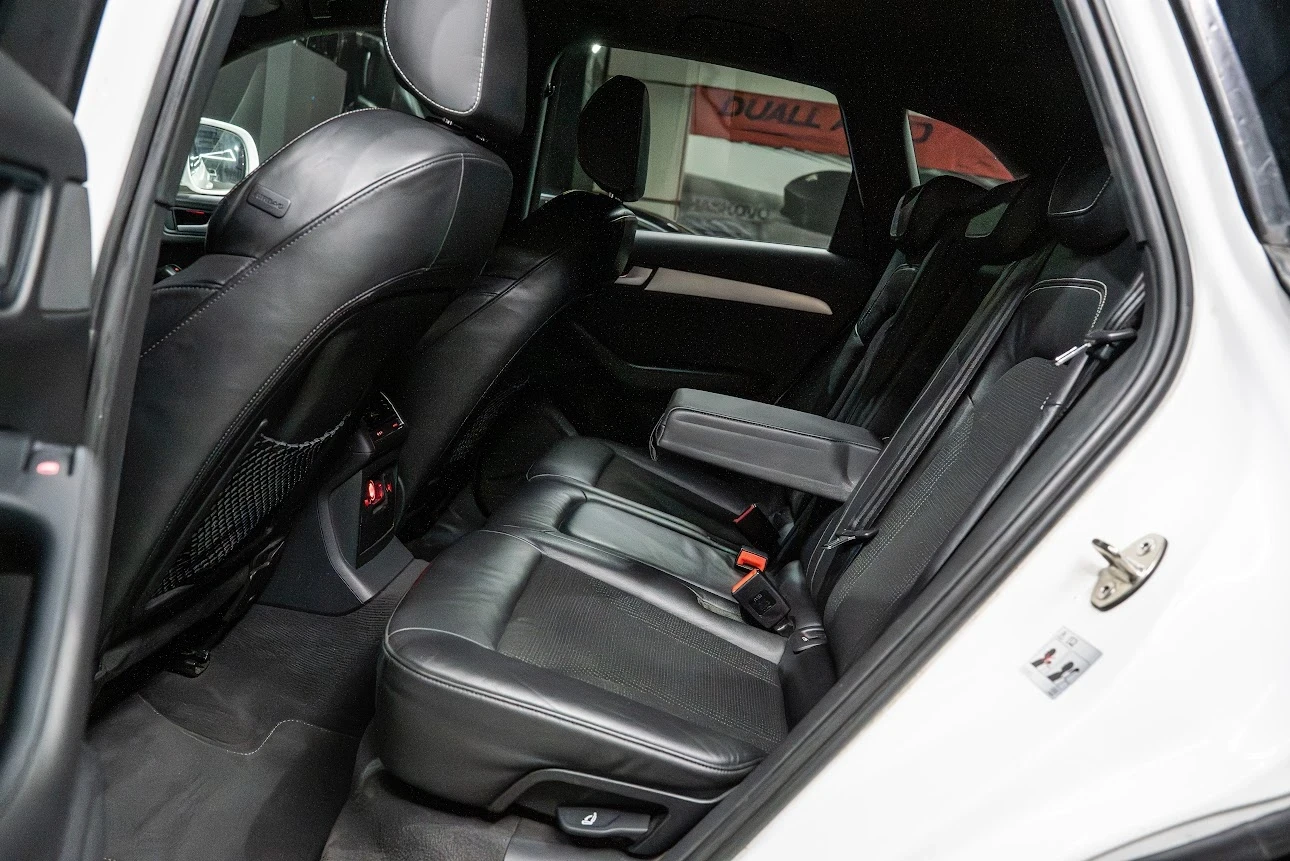 Audi Q5 3.0TDI /QUATTRO/ S-Line/ LED/ NAVI/ PARKASSIST/, снимка 14 - Автомобили и джипове - 54596791
