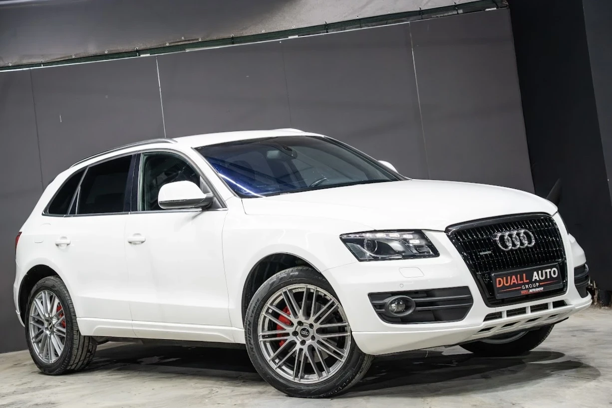 Audi Q5 3.0TDI /QUATTRO/ S-Line/ LED/ NAVI/ PARKASSIST/