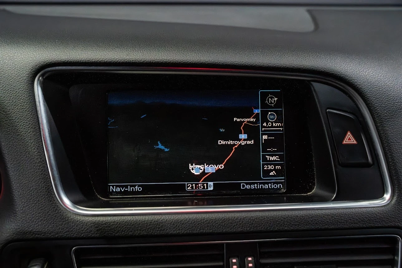 Audi Q5 3.0TDI /QUATTRO/ S-Line/ LED/ NAVI/ PARKASSIST/, снимка 15 - Автомобили и джипове - 54596791