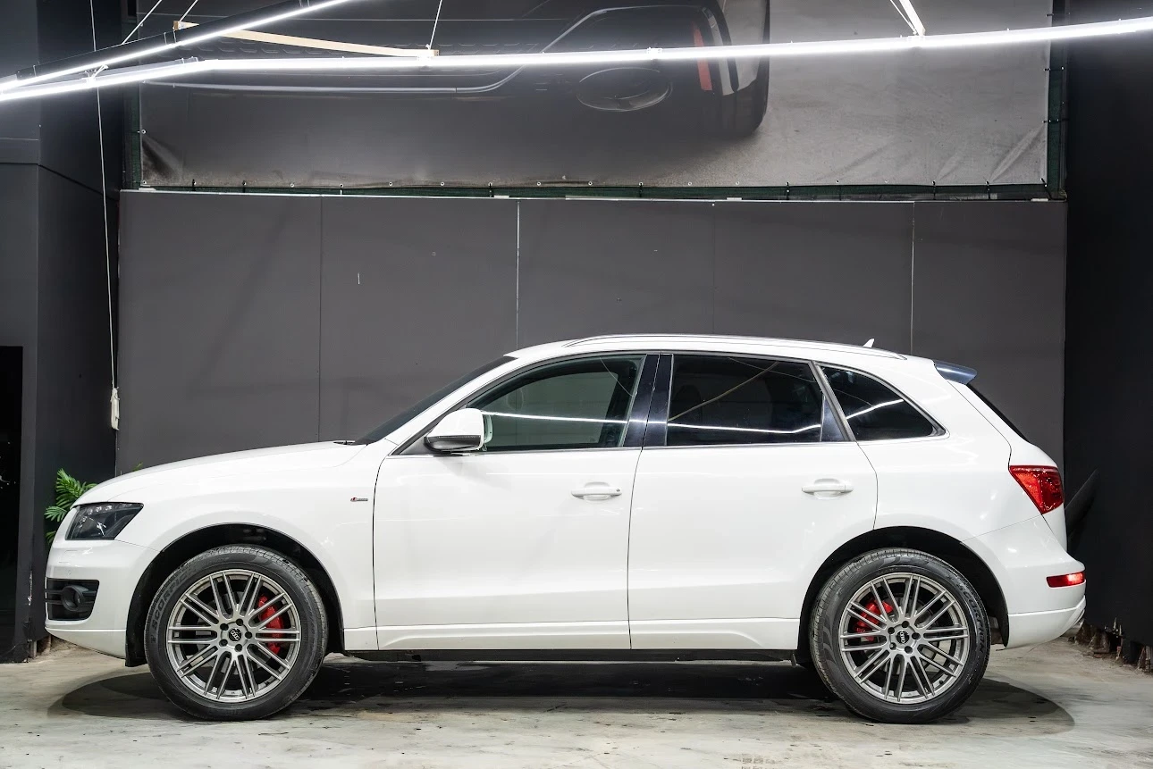 Audi Q5 3.0TDI /QUATTRO/ S-Line/ LED/ NAVI/ PARKASSIST/, снимка 6 - Автомобили и джипове - 54596791