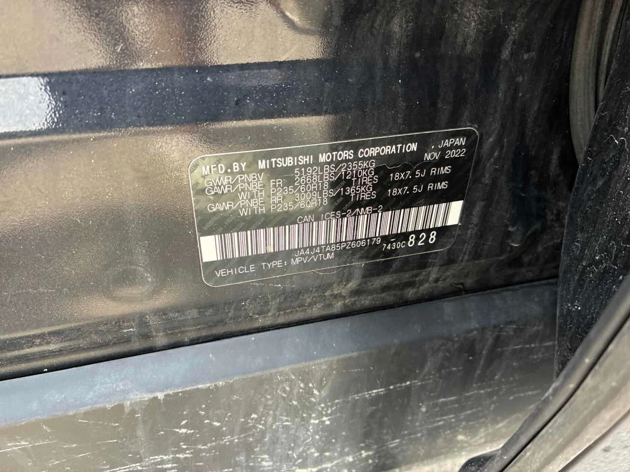 Mitsubishi Outlander * ES * ПОДГРЕВ * КАМЕРА * АВТОКРЕДИТ, снимка 11 - Автомобили и джипове - 54811778
