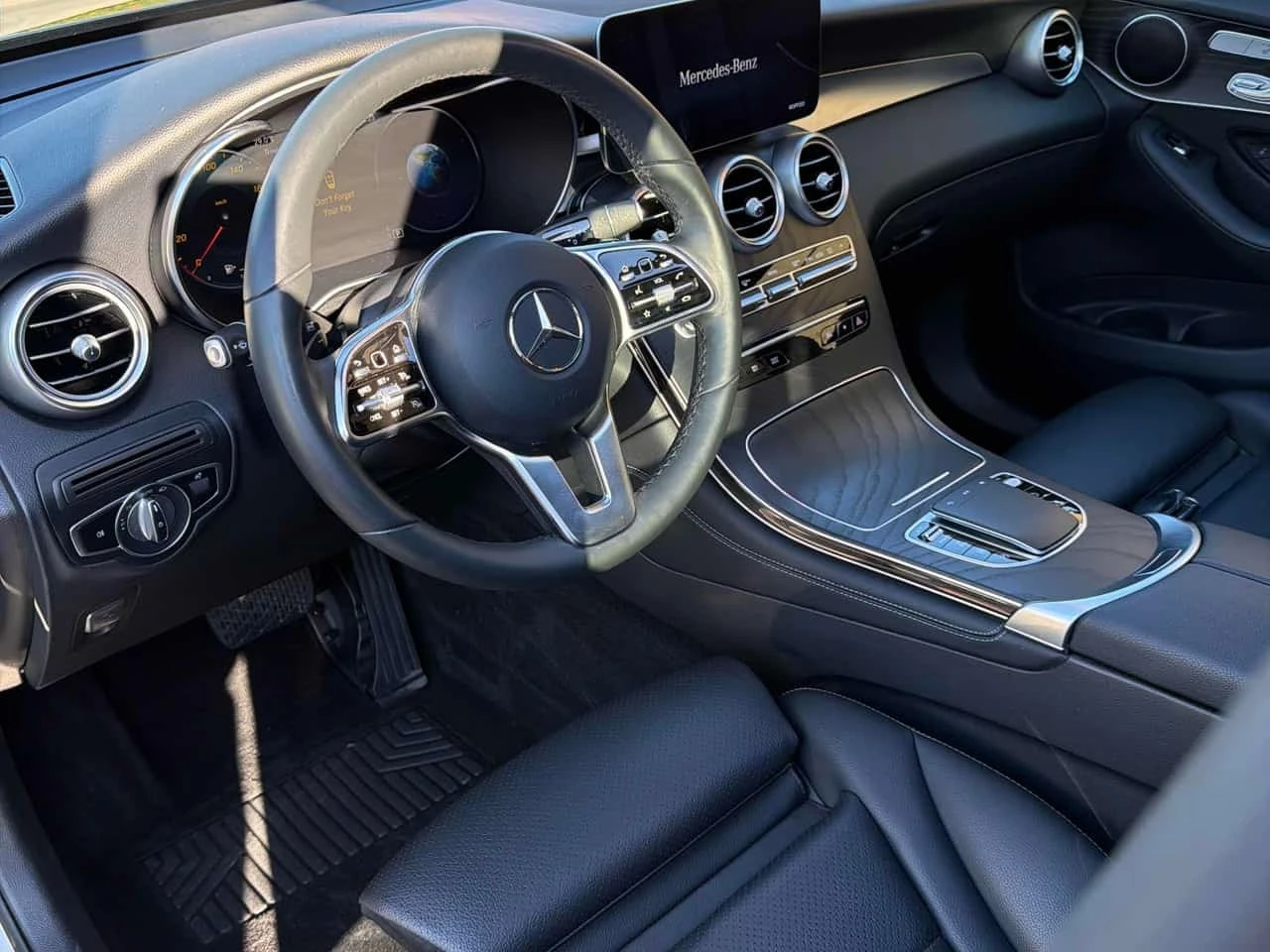 Mercedes-Benz GLC 300 4МАТIC* DIS* 360* AMBIENT* , снимка 5 - Автомобили и джипове - 55743719