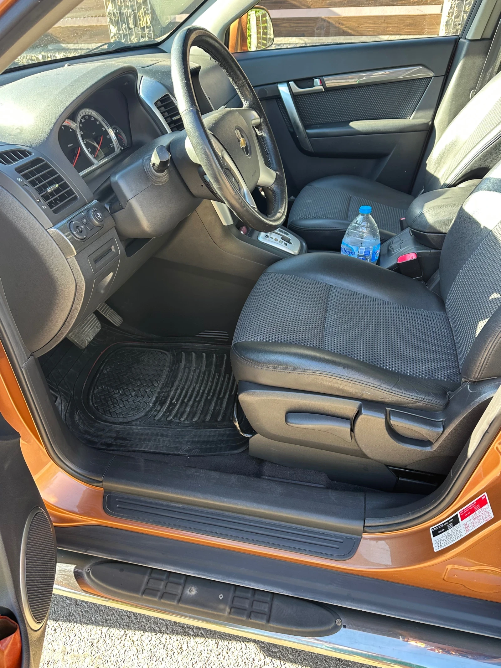 Chevrolet Captiva 144000 реални!, снимка 6 - Автомобили и джипове - 55975250