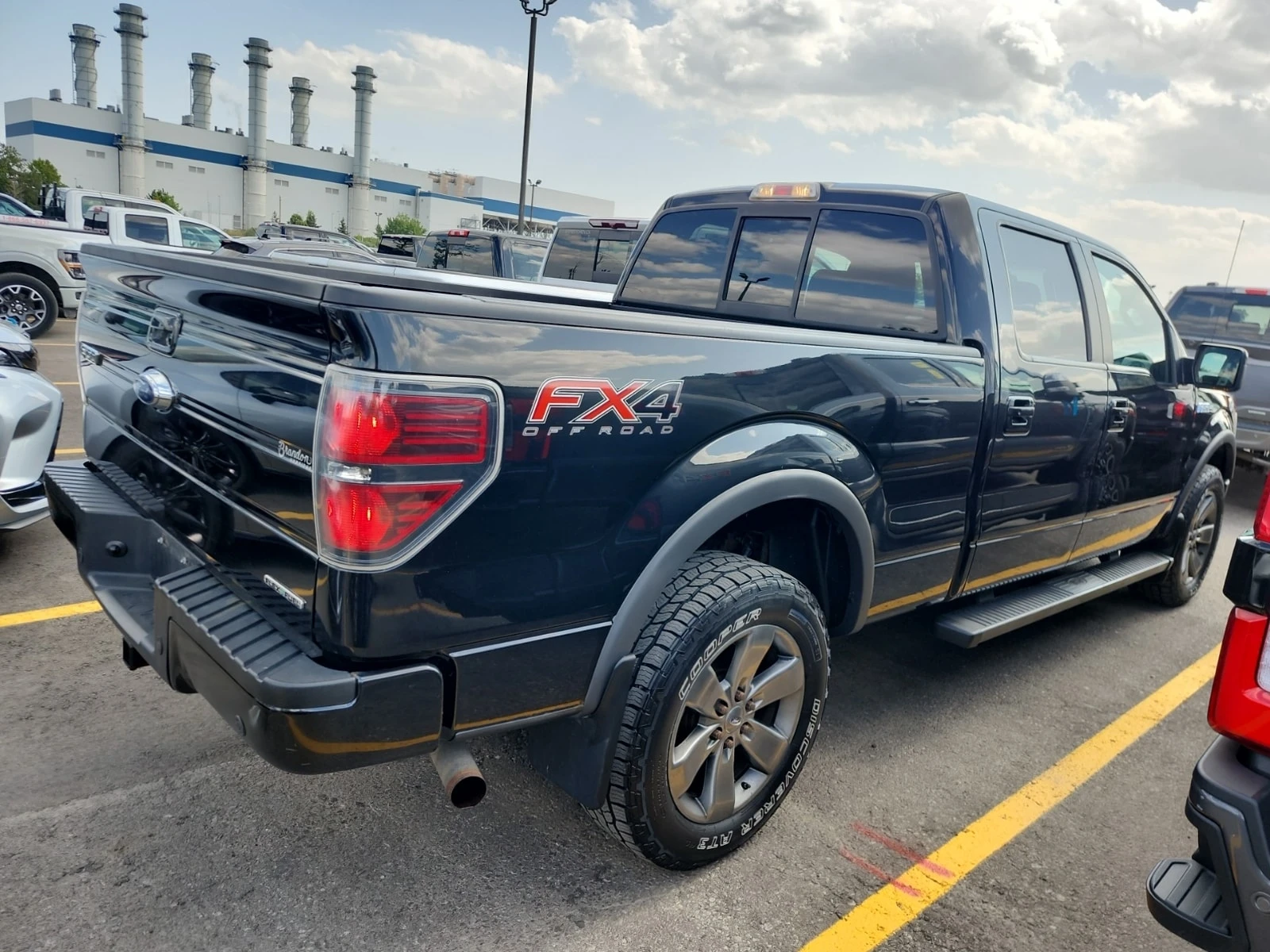 Ford F150 * FX4 CREW CAB STD BED* АВТОКРЕДИТ БЕЗ ПЪРВОНАЧАЛН, снимка 3 - Автомобили и джипове - 56004890
