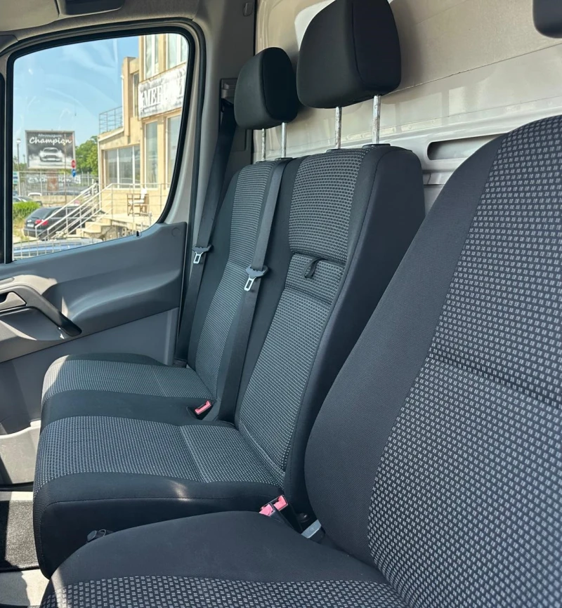 VW Crafter 2.5TDI* 163H.P* ПАДАЩ БОРД ОБОРУДВАН* , снимка 10 - Бусове и автобуси - 50697703