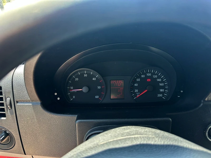 VW Crafter 2.5TDI* 163H.P* ПАДАЩ БОРД ОБОРУДВАН* , снимка 16 - Бусове и автобуси - 50697703