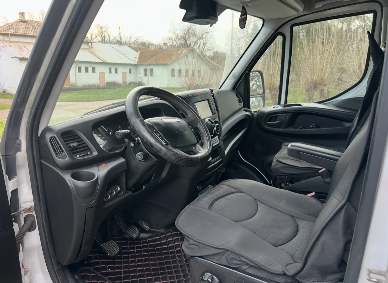 Iveco Daily, снимка 6 - Бусове и автобуси - 54306937