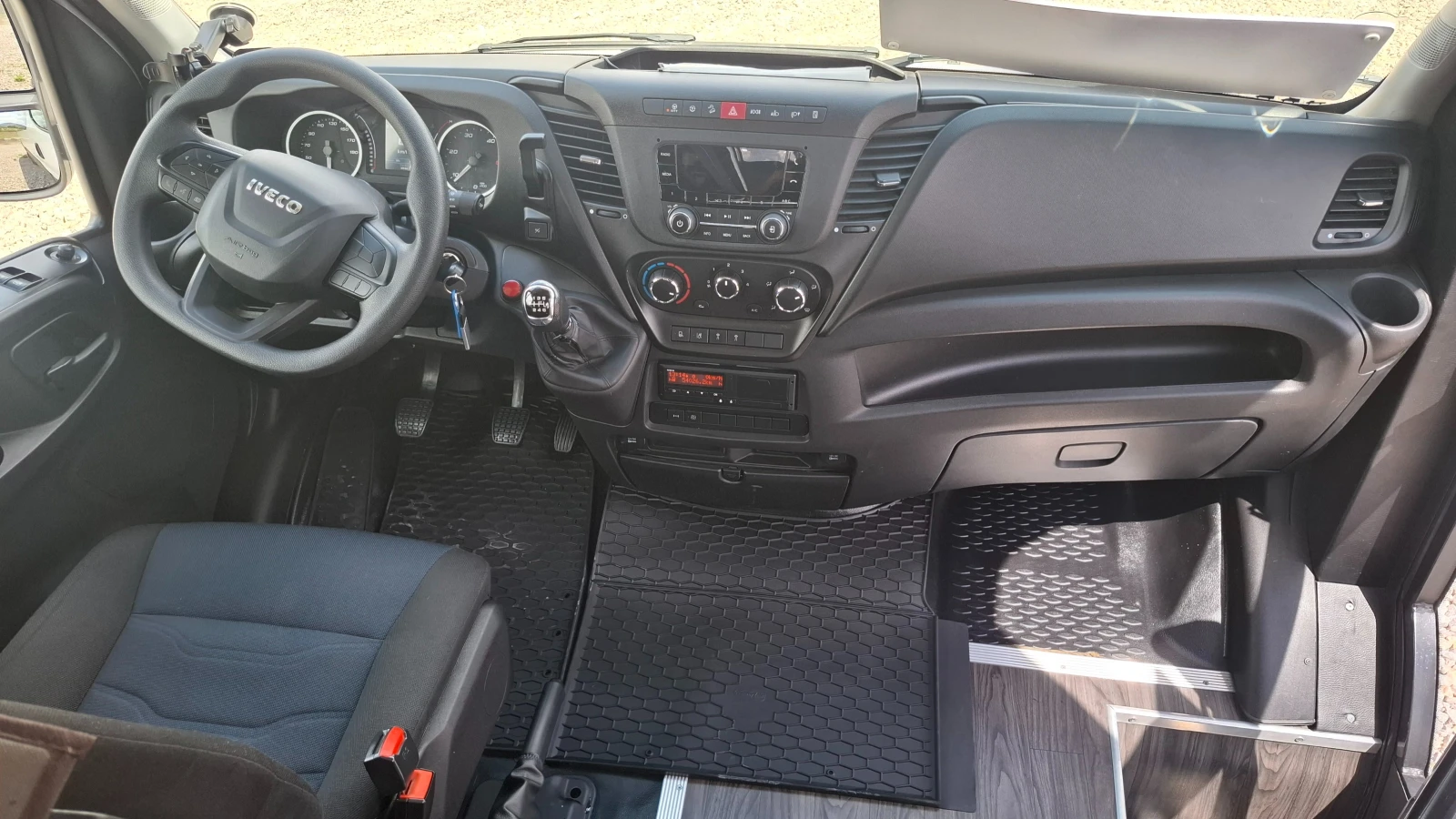 Iveco Deily 50C CNG - МЕТАН, снимка 10 - Бусове и автобуси - 54615196