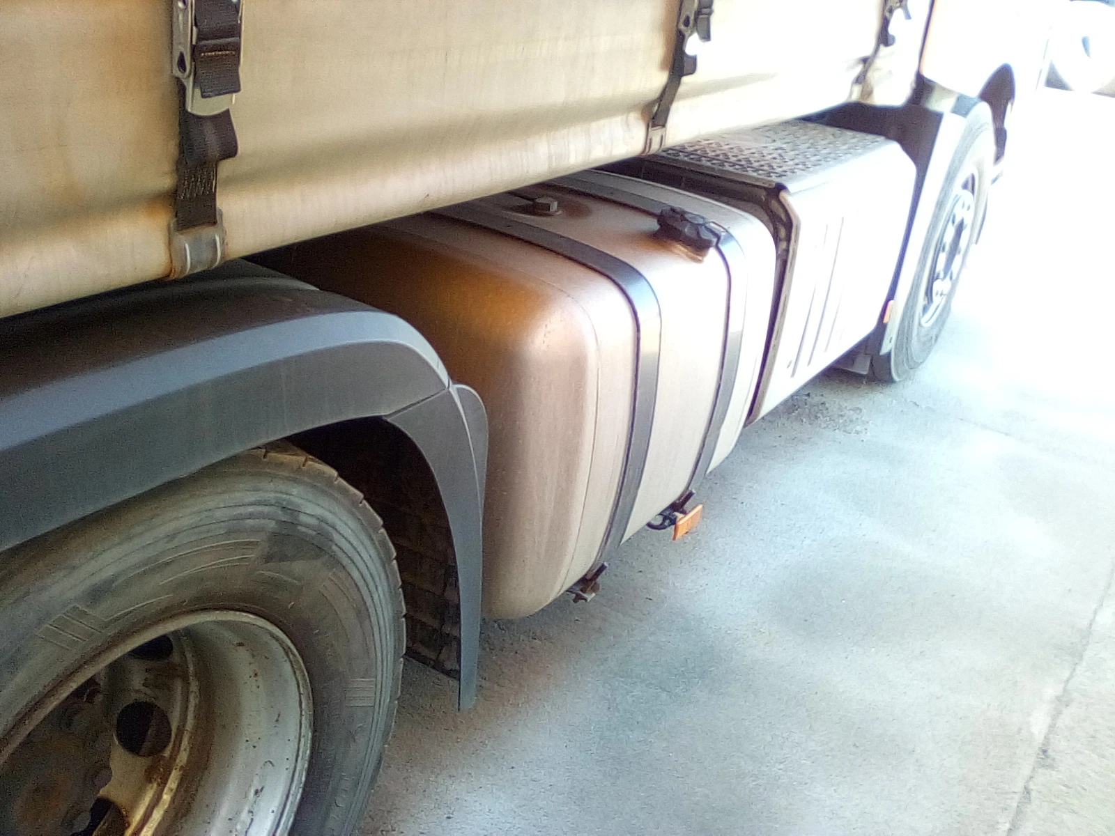 Mercedes-Benz Actros  - изображение 3