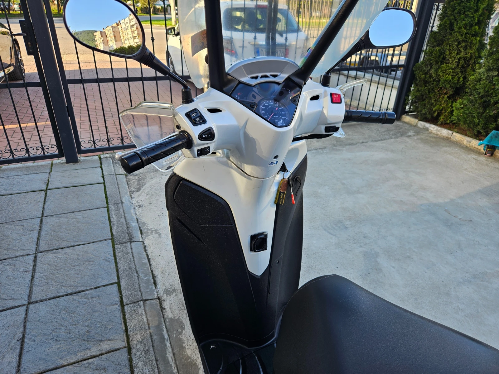 Honda Sh 300ie, White SH300, 2014г. - изображение 10