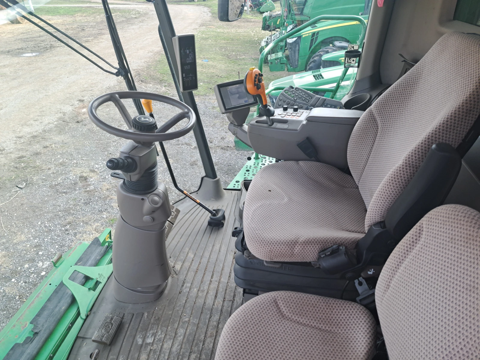 Комбайн John Deere W650 - изображение 9