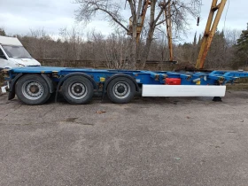 Полуремарке Krone SD ADR, снимка 2