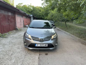 ������ Toyota Avensis
