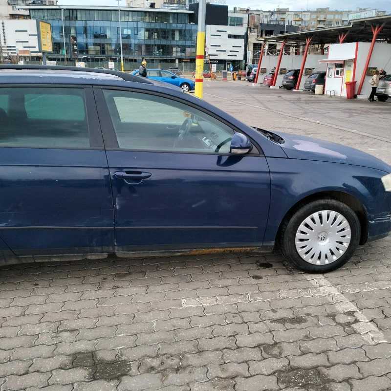 VW Passat, снимка 2 - Автомобили и джипове - 44254612