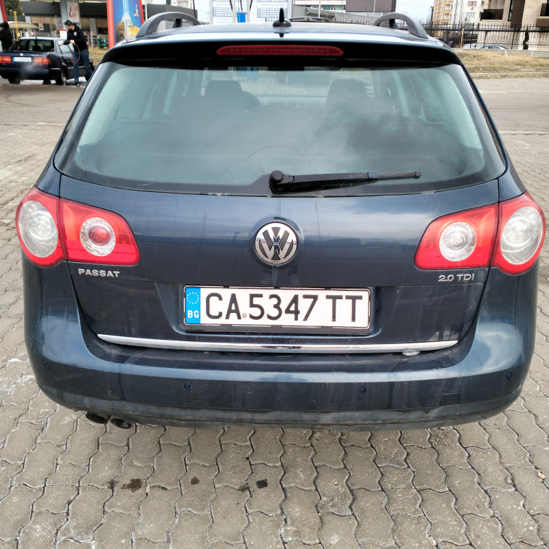 VW Passat, снимка 3 - Автомобили и джипове - 44254612