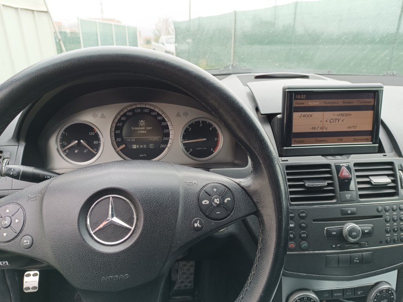 Mercedes-Benz C 220, снимка 8 - Автомобили и джипове - 46048816