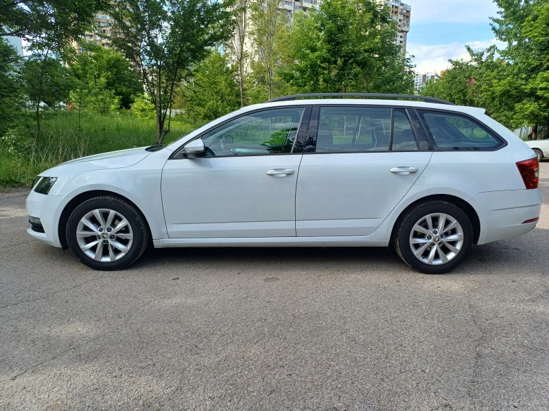 Skoda Octavia 1.6 Tdi, снимка 8 - Автомобили и джипове - 45623260