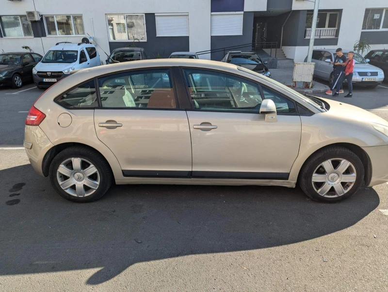 Citroen C4, снимка 6 - Автомобили и джипове - 47802052