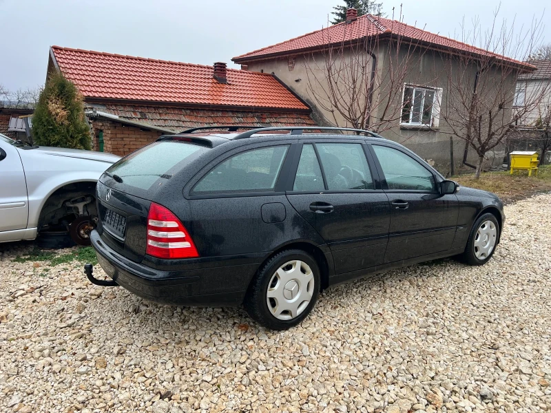 Mercedes-Benz C 180 Facelift 180 Kompresor, снимка 3 - Автомобили и джипове - 48299939