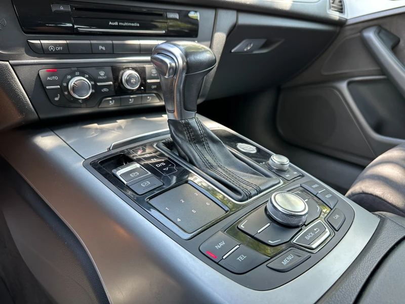 Audi A6 3.0d 245 к.с., снимка 12 - Автомобили и джипове - 51101920