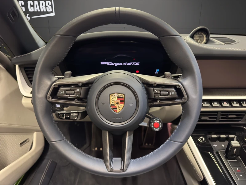 Porsche 911 4GTS PTS Acidgreen, снимка 11 - Автомобили и джипове - 52130716