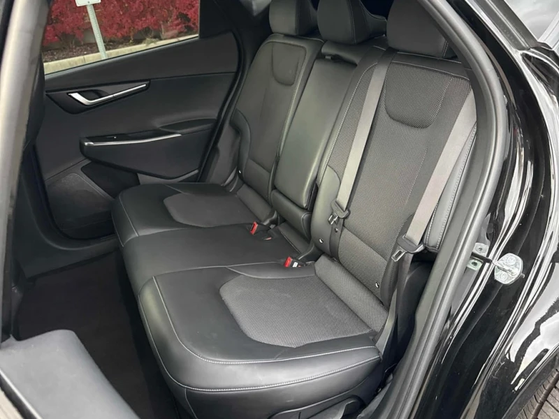 Kia EV6 Long Range  CARFAX, снимка 13 - Автомобили и джипове - 52380750