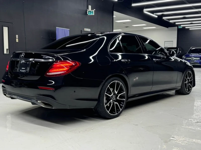 Mercedes-Benz E 300 * * AMG NIGHT PACK* * CARFAX* * АВТОКРЕДИТ* * , снимка 4 - Автомобили и джипове - 52839225