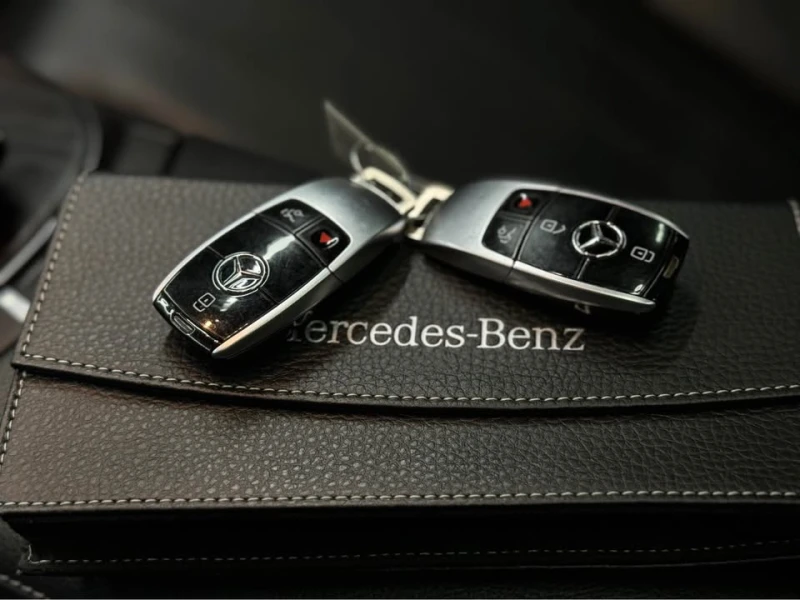 Mercedes-Benz E 300 * * AMG NIGHT PACK* * CARFAX* * АВТОКРЕДИТ* * , снимка 15 - Автомобили и джипове - 52839225