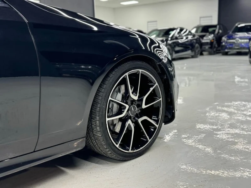 Mercedes-Benz E 300 * * AMG NIGHT PACK* * CARFAX* * АВТОКРЕДИТ* * , снимка 2 - Автомобили и джипове - 52839225